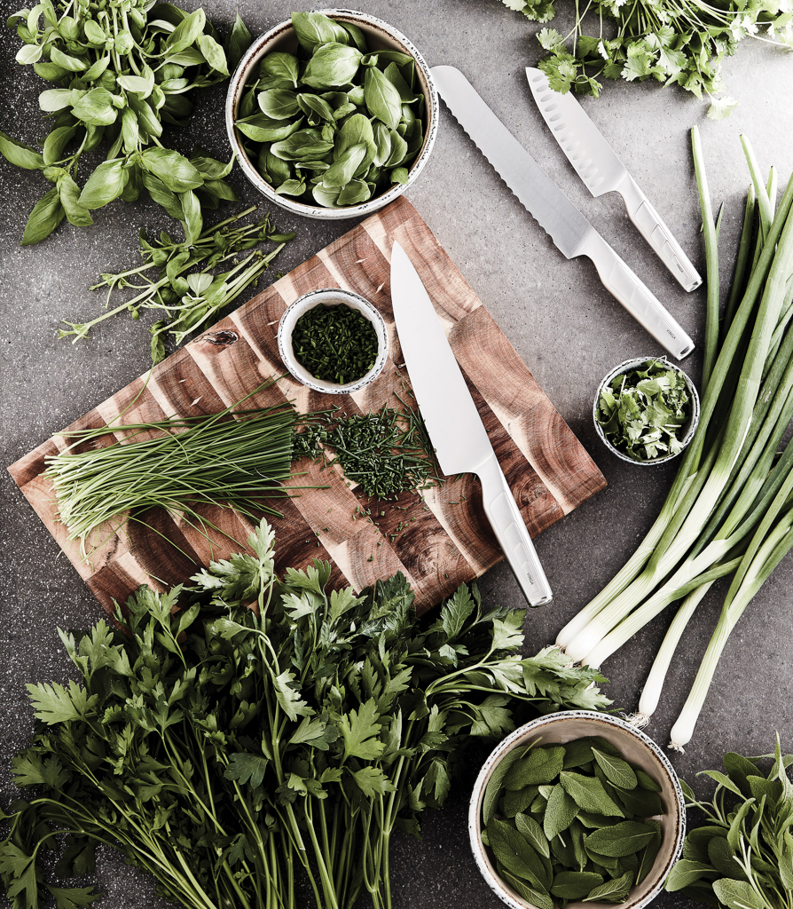 VINGA Cuchillo de chef Hattasan