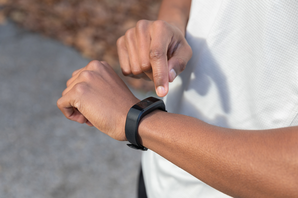 Pulsera Fit RCS reciclado TPU con pulsómetro