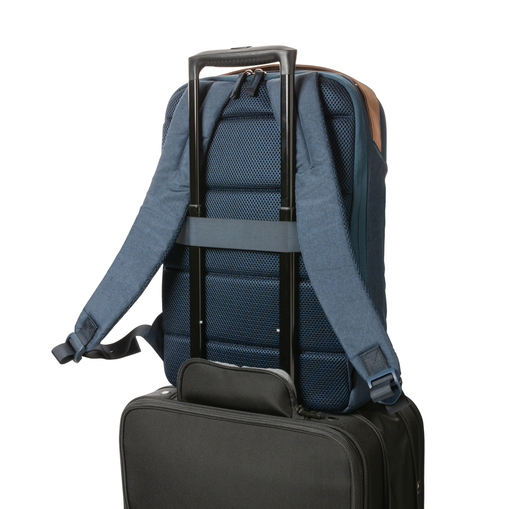 Mochila de ordenador Impact AWARE ™ 300D two tone