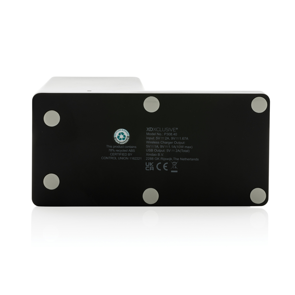 Cargador Ontario 10W de plástico reciclado y RCS