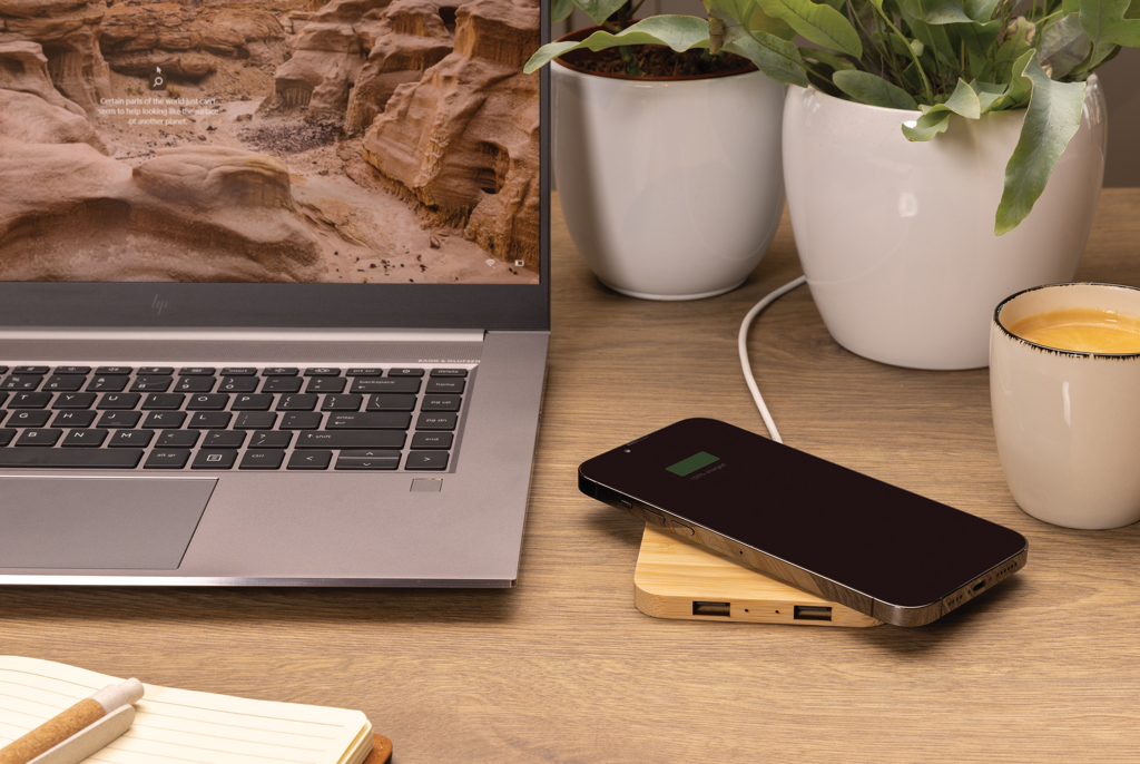Cargador inalámbrico bambú 10W con USB