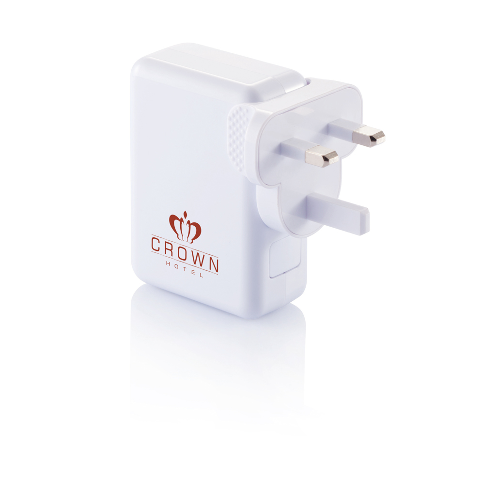 Enchufe de viaje con 4 puertos USB