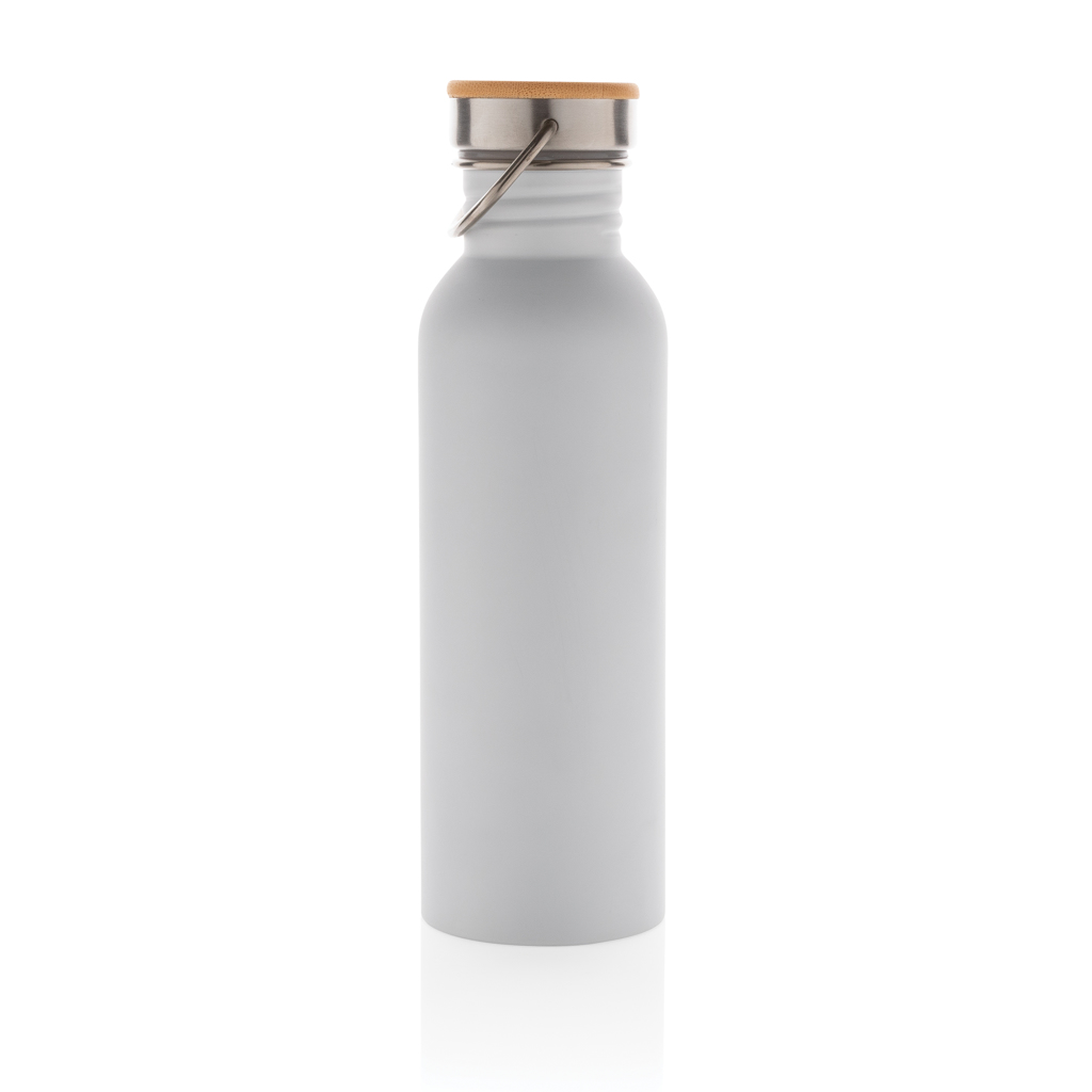 Botella moderna de acero inoxidable con tapa de bambú.
