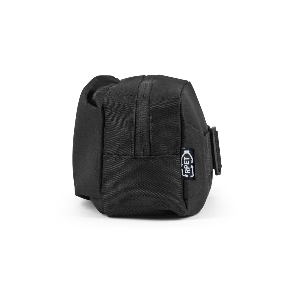 DELFOS POUCH. Riñonera 300D poliéster reciclado y 600D poliéster reciclado con elementos reflectantes