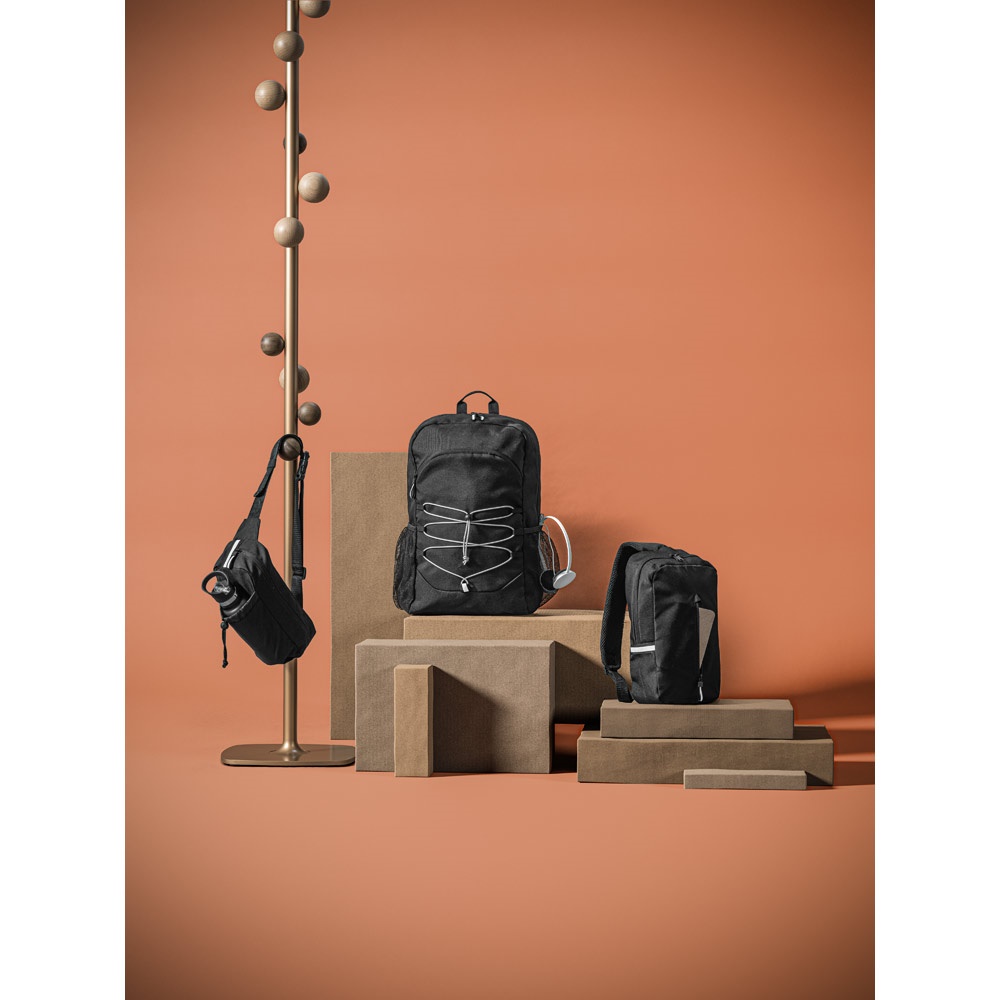 DELFOS POUCH. Riñonera 300D poliéster reciclado y 600D poliéster reciclado con elementos reflectantes