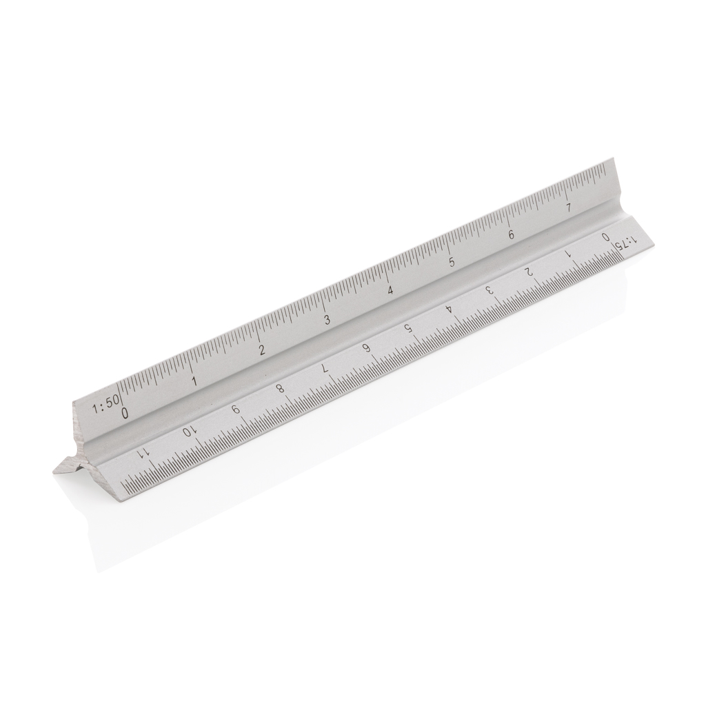 Regla triangular de aluminio 15cm.