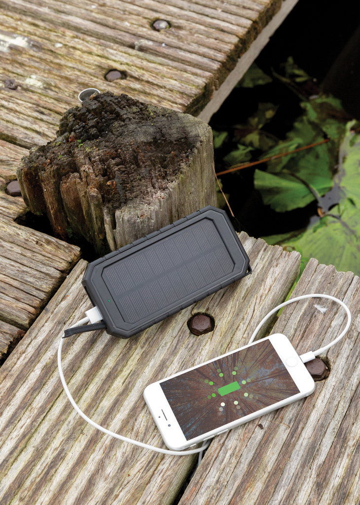 Cargador solar RCS plástico reciclado 10.000 mAh 10W