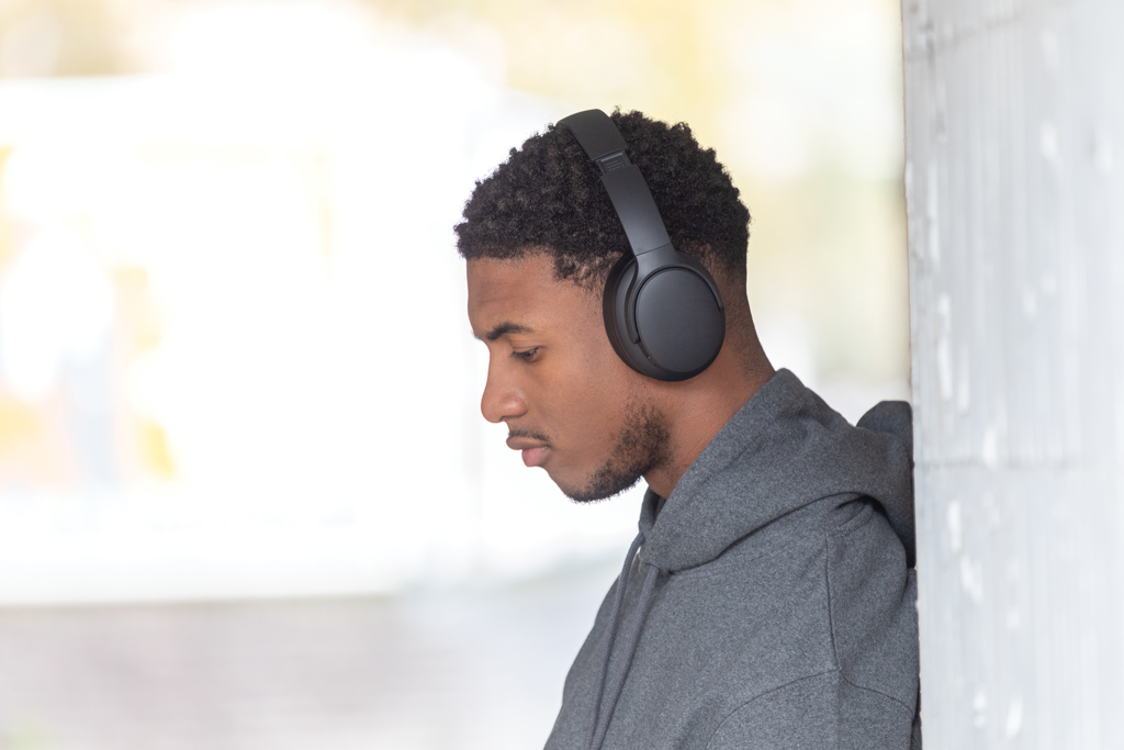 Auriculares de plástico Urban Vitamin Palo Alto RCS