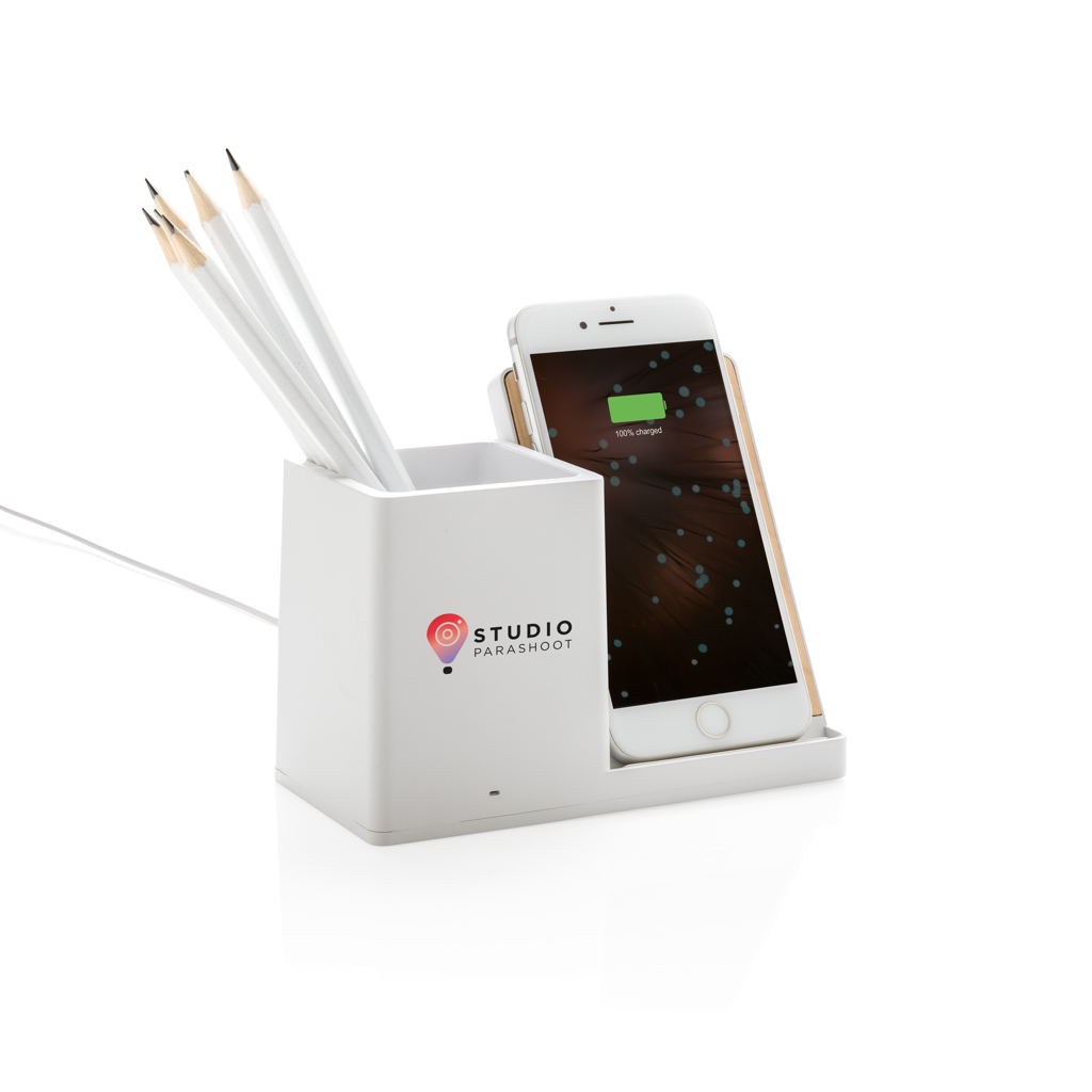 Cargador Ontario 10W de plástico reciclado y RCS
