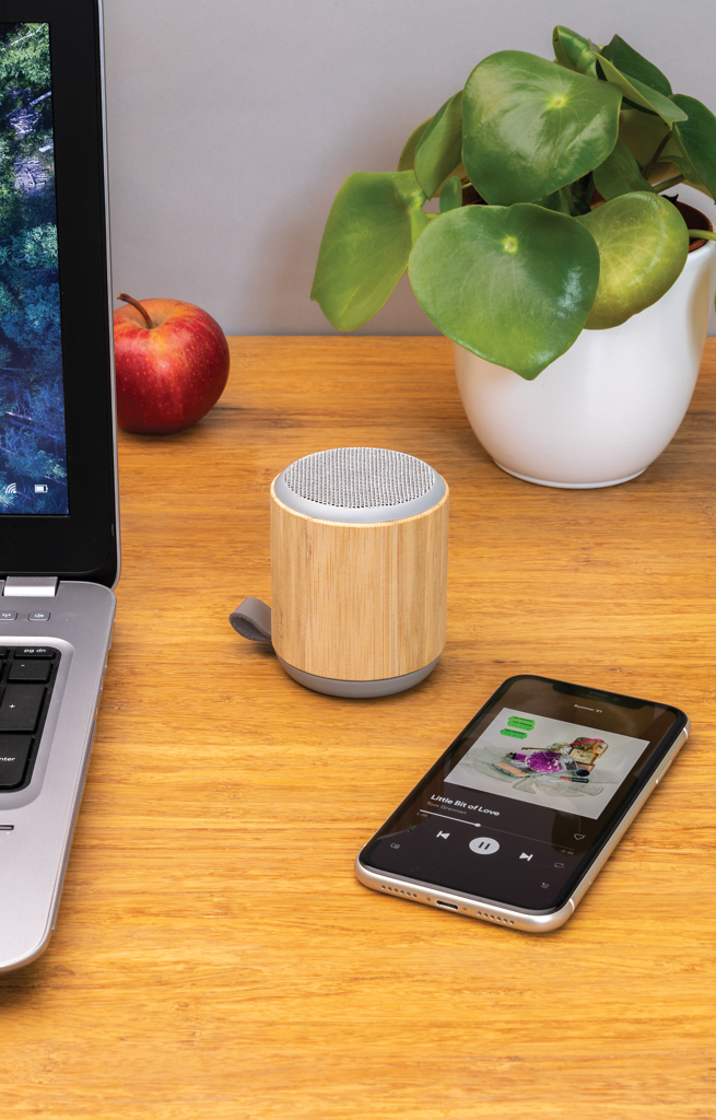 Altavoz inalámbrico de bambú y tela de 3W