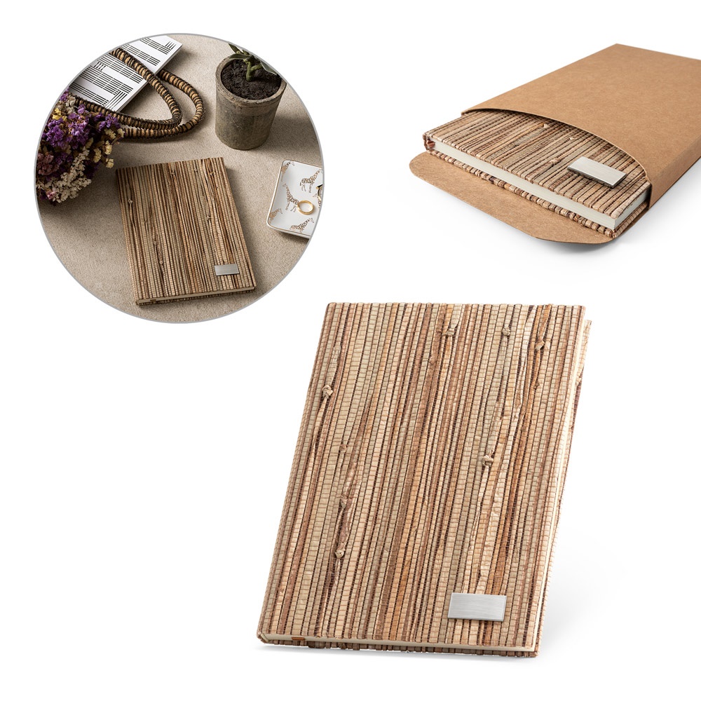 NERUDA. Libreta A5 de fibra de paja natural con páginas rayadas con material certificado FSC™ y otros materiales controlados