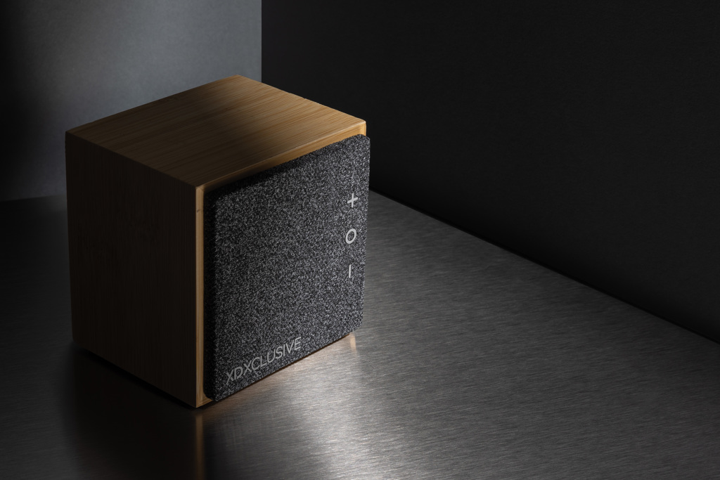Altavoz Wynn inalámbrico 5W de bambú
