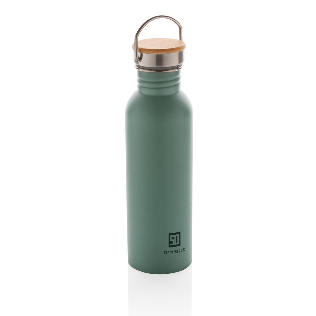 Botella moderna de acero inoxidable con tapa de bambú.