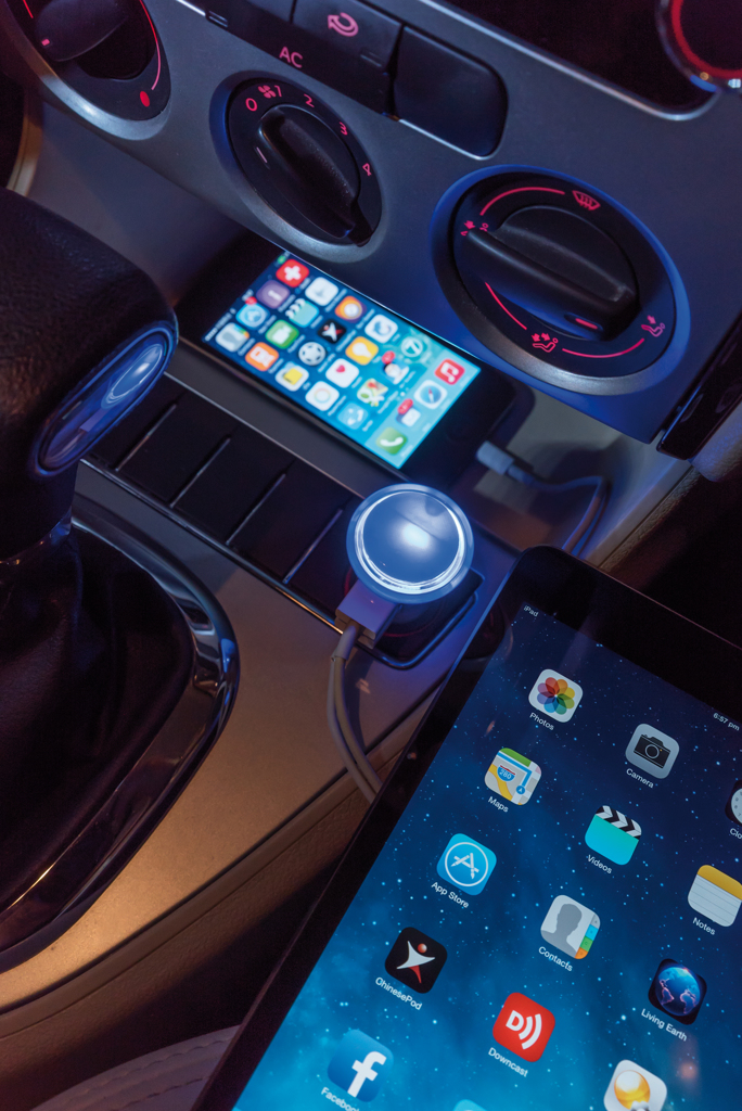 Potente cargador de coche dual