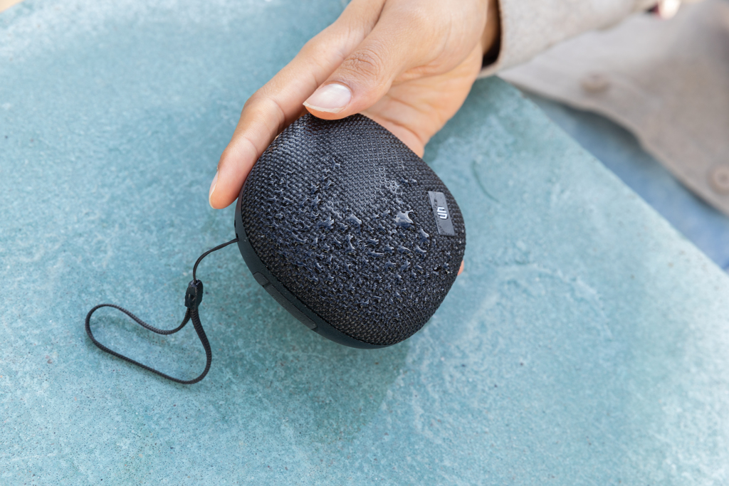 Altavoz Hayward inalámbrico Urban Vitamin IPX7