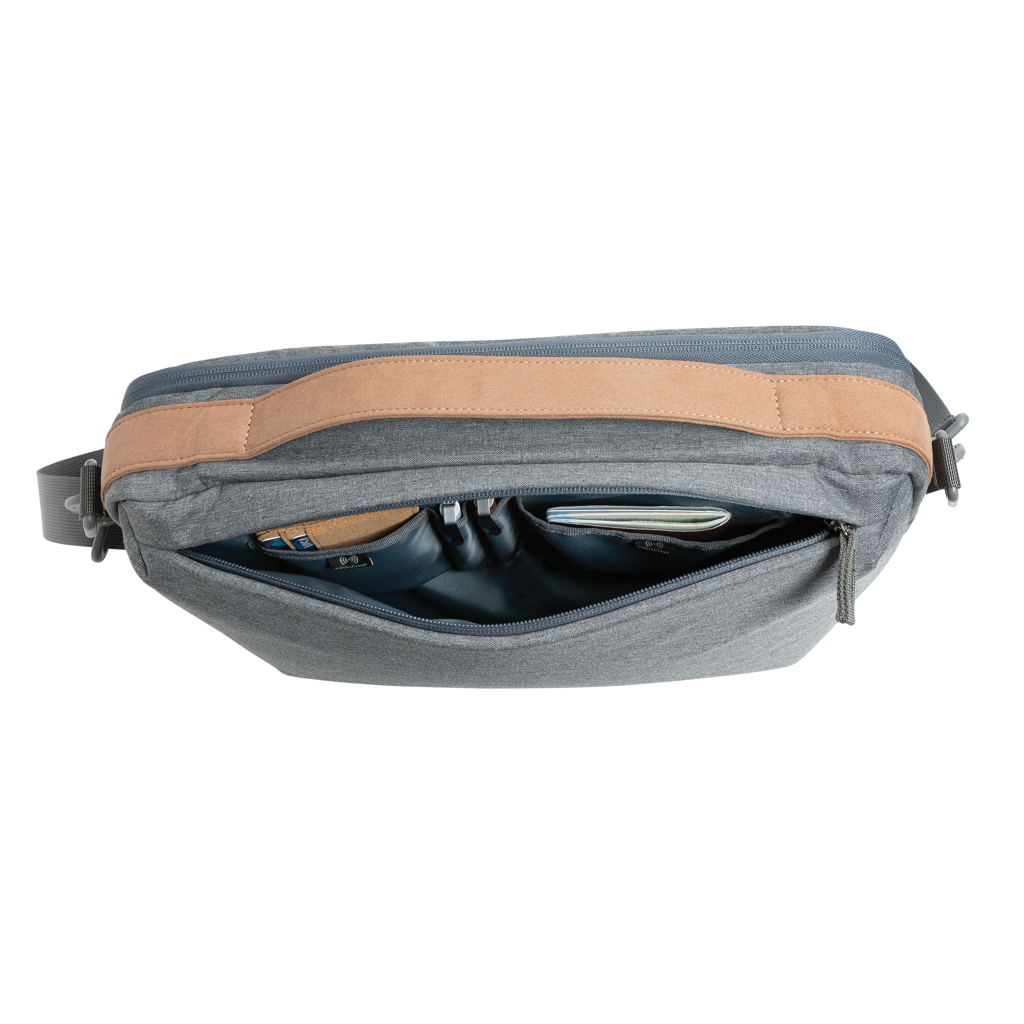 Maletín para portátil 15,6" Impact AWARE ™ 300D two tone