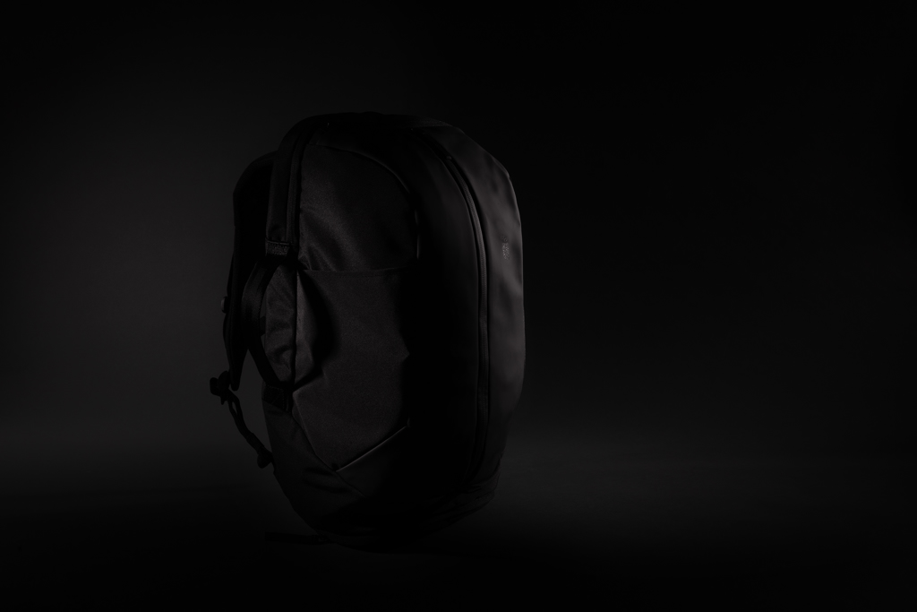 Mochila de trabajo/gimnasio Swiss Peak AWARE™ RPET de 15,6"