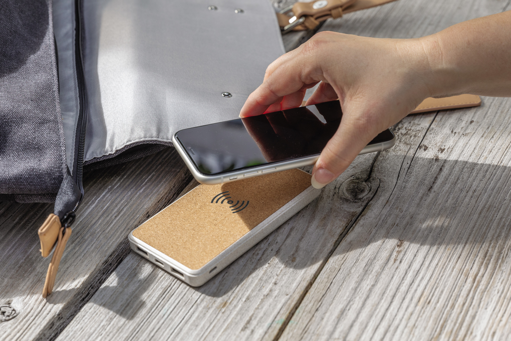 Powerbank inalámbrico 5W de Corcho y Trigo 8.000 mAh