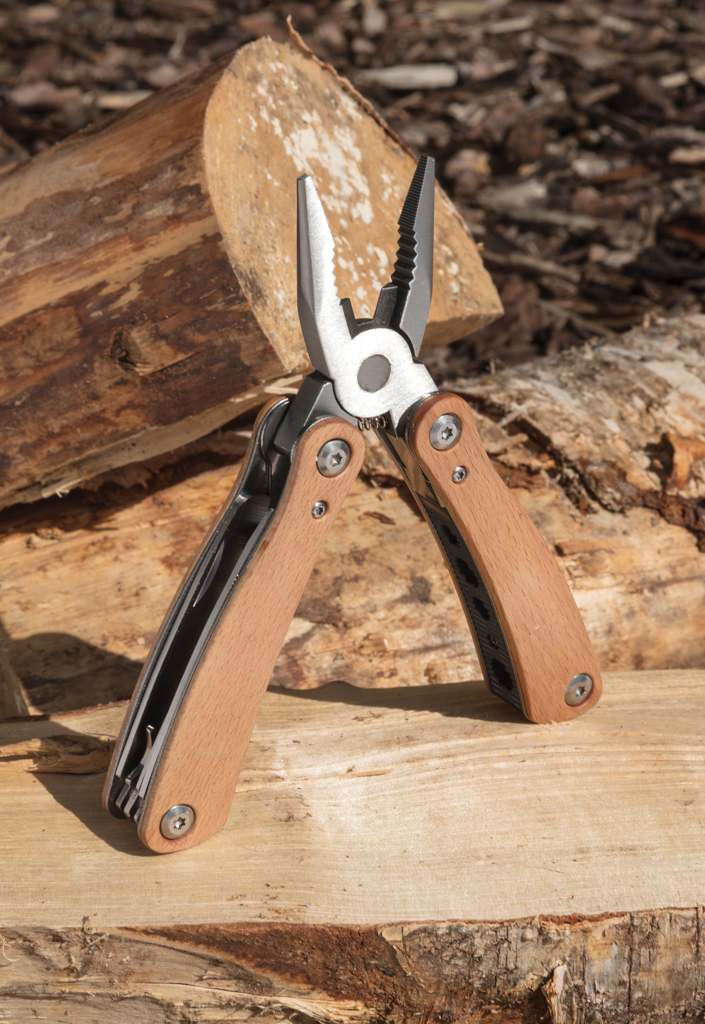 Multiherramienta de madera