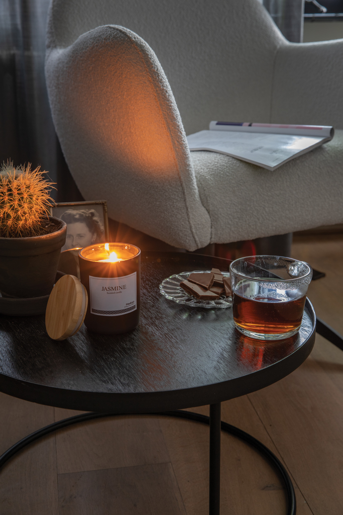 Vela perfumada Ukiyo deluxe con tapa de bambú