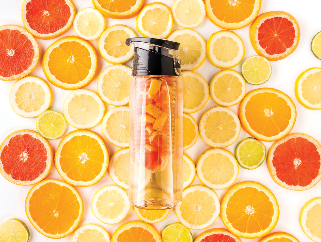 Botella infusor con cierre