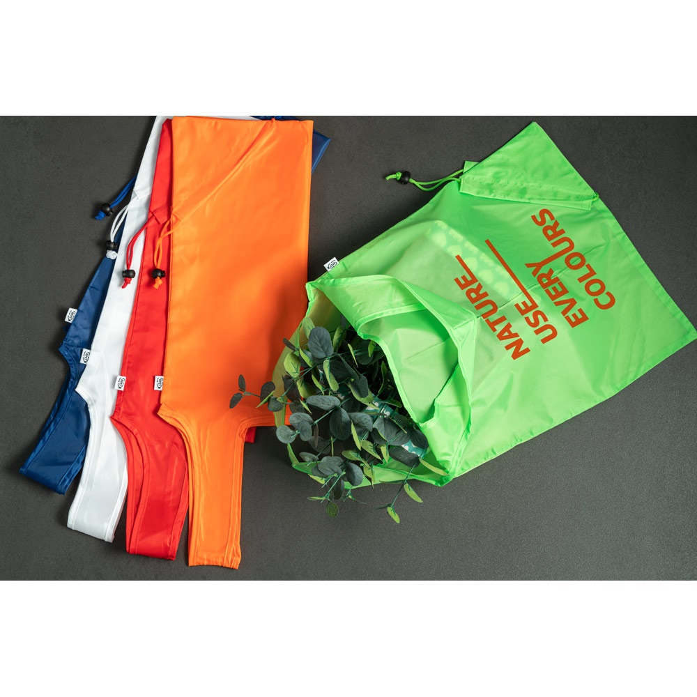 BEIRA. Bolsa plegable en 190T poliéster reciclado (100% rPET)