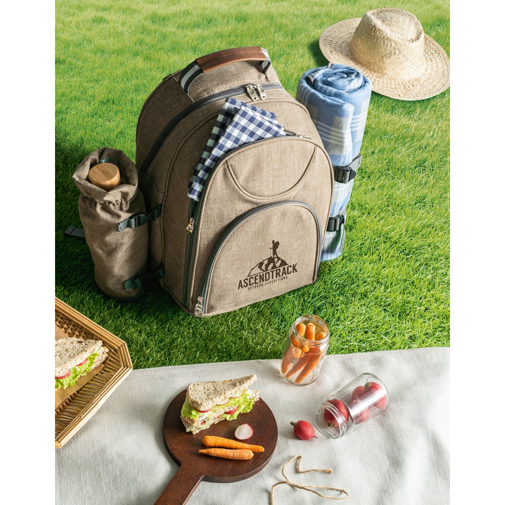 VILLA. Mochila térmica de picnic en poliéster reciclado de alta densidad 600D