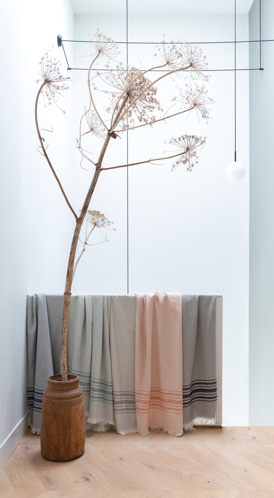 Toalla Ukiyo Yumiko AWARE ™ 100x180cm