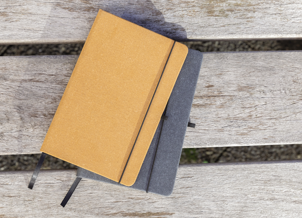 Libreta A5 de cuero reciclado de tapa dura