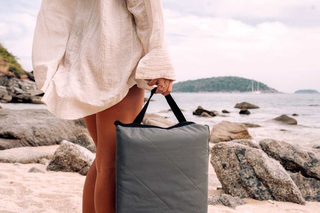Manta de picnic acolchada plegable Impact Aware™ RPET