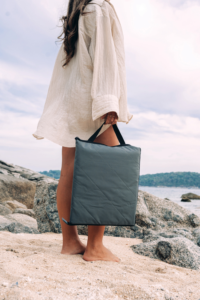 Manta de picnic acolchada plegable Impact Aware™ RPET