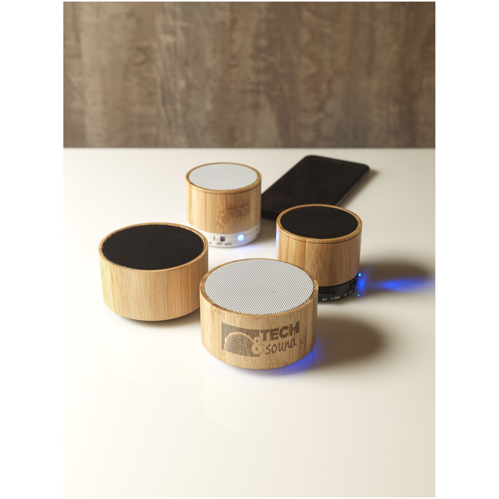 Altavoz Bluetooth® de bambú Cosmos
