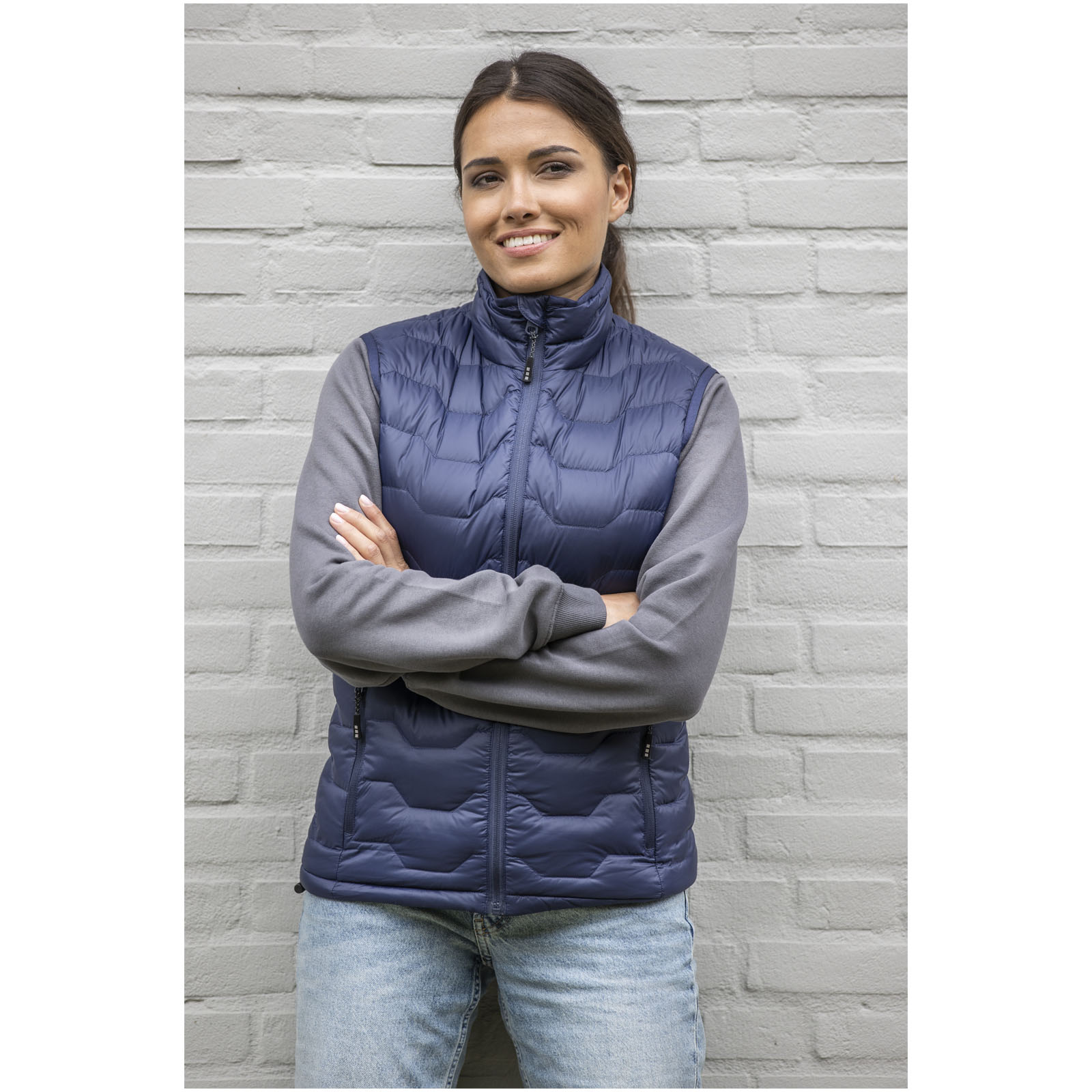 Chaleco aislante de material reciclado GRS para mujer Epidote