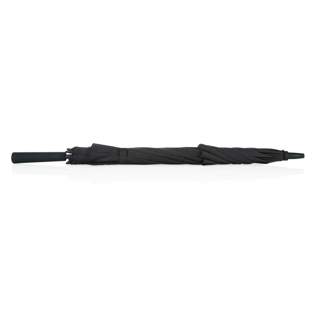 Paraguas contra tormentas Swiss Peak AWARE™ Tornado de 23"