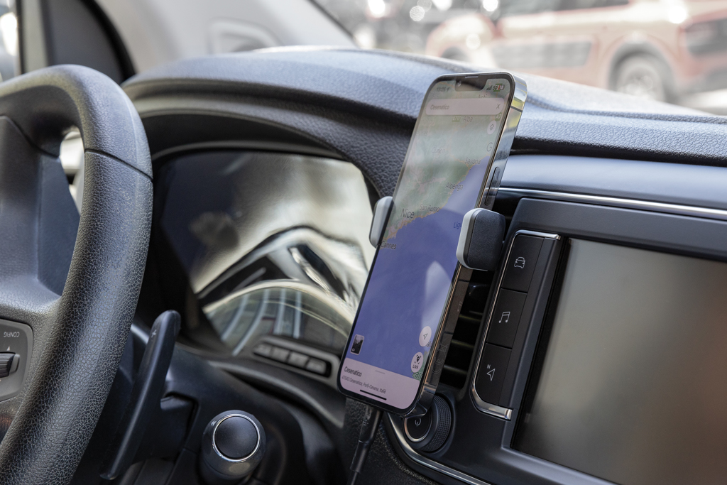 Soporte teléfono coche 360 Acar de plástico reciclado RCS