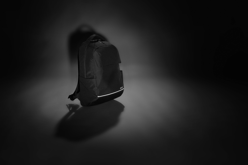 Mochila para portátil de 15,6" Swiss Peak Brooke AWARE™ RPET