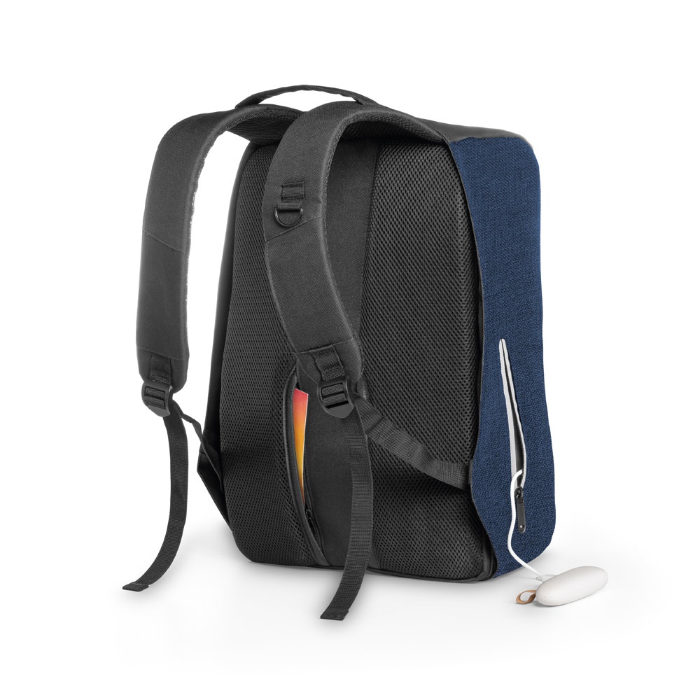 AVEIRO. Mochila para portátil de 15.6'' en 900D con sistema antirrobo