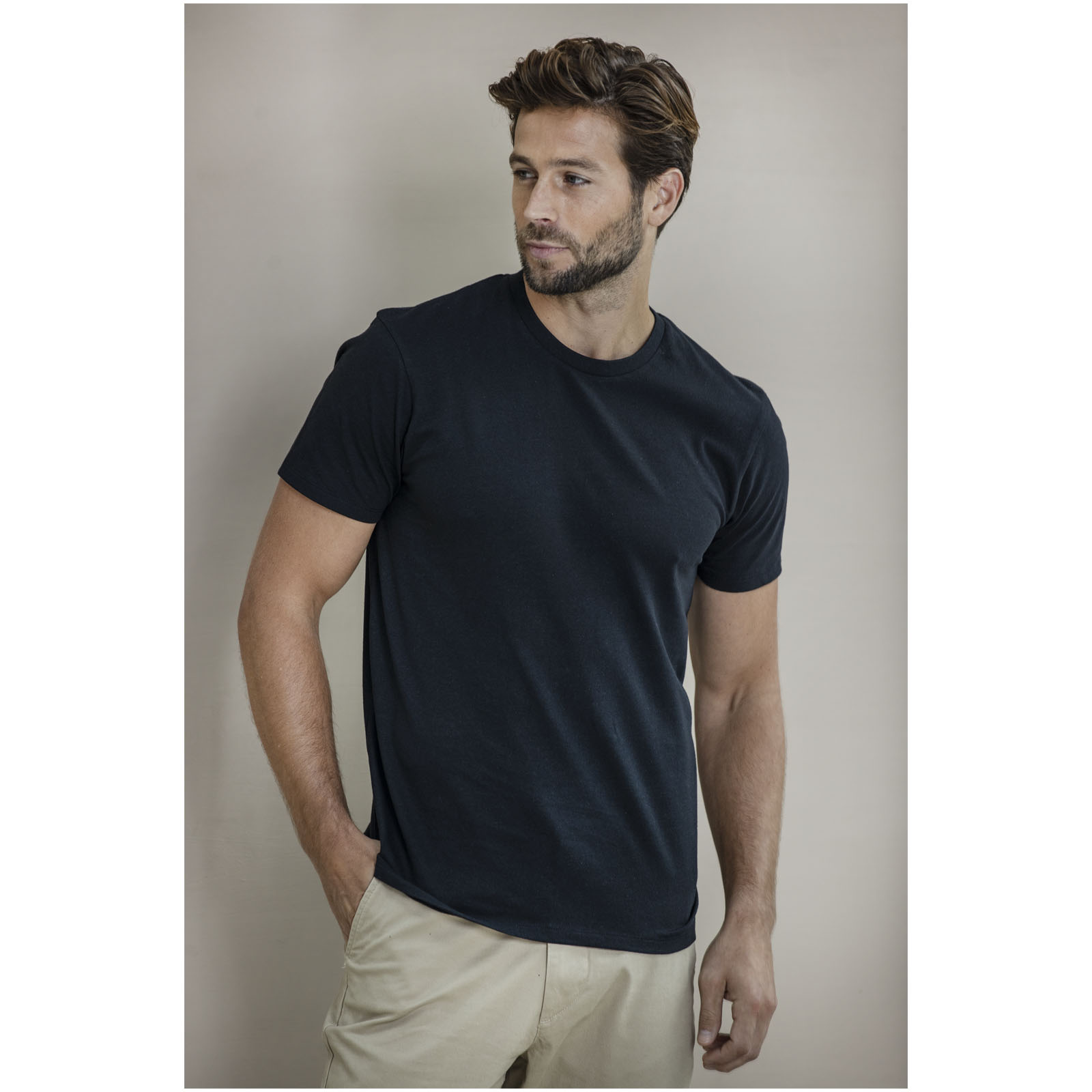 Camiseta unisex de manga corta con material reciclado Aware™ Avalite