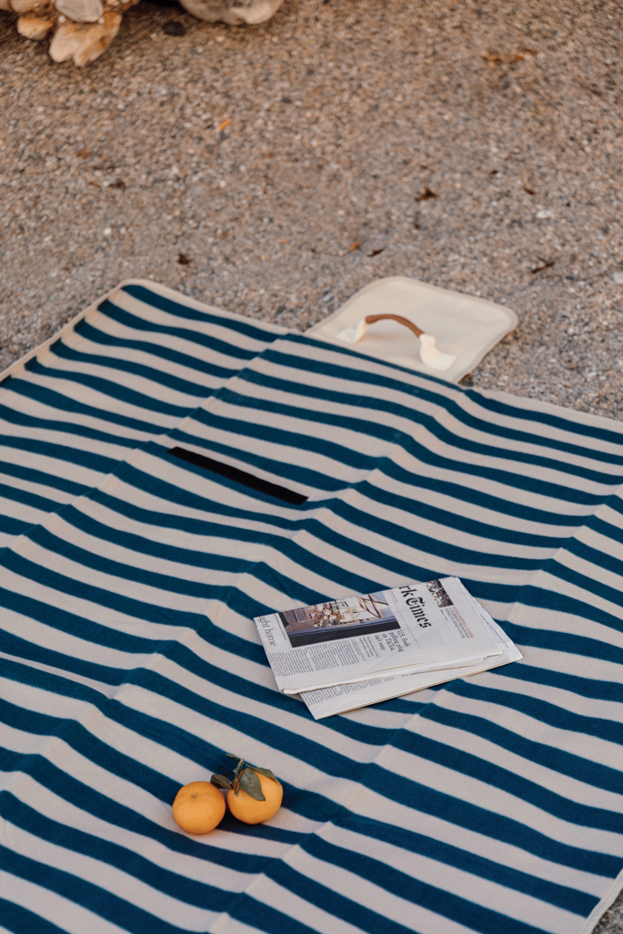 Manta grande de picnic VINGA Alba GRS RPET