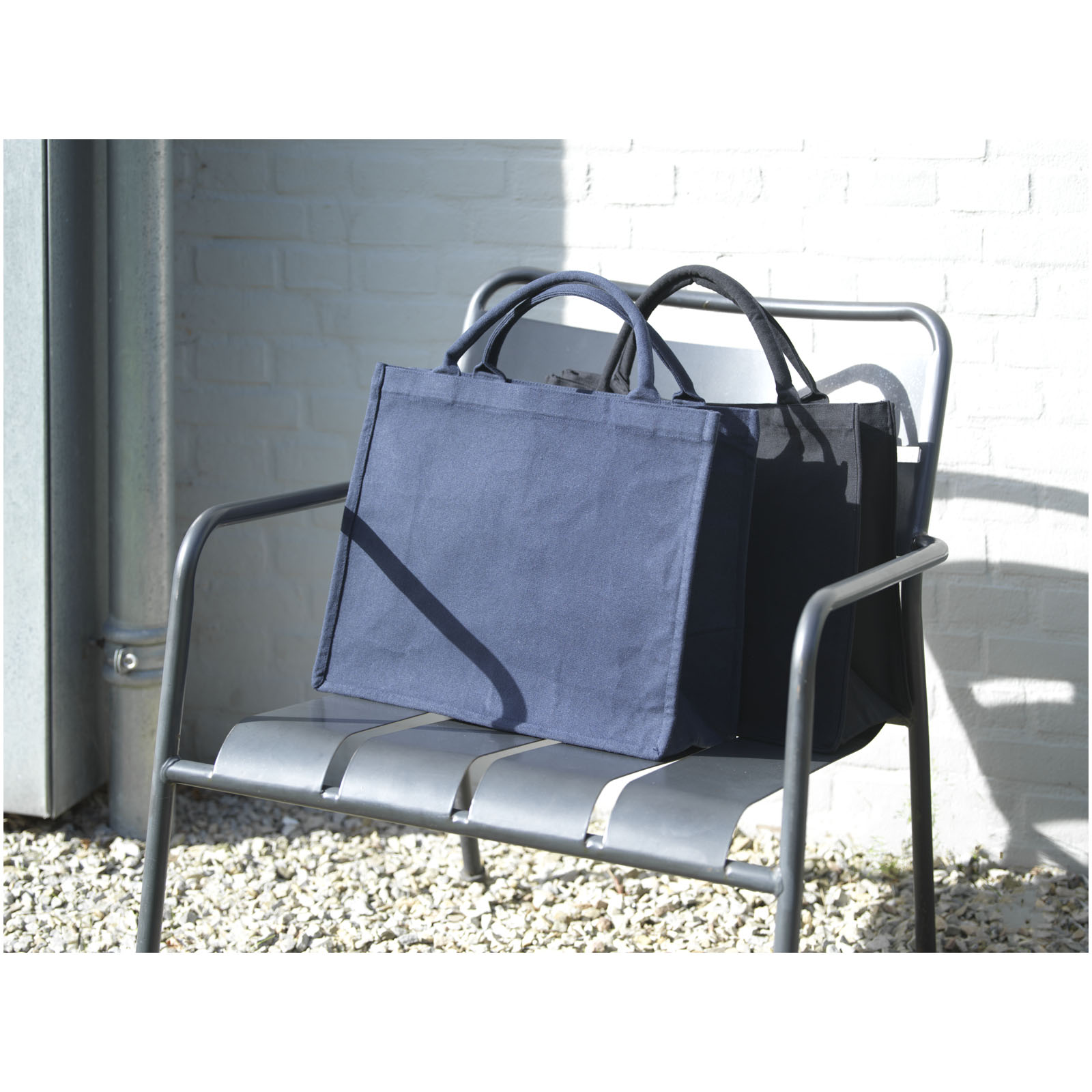 Bolsa Tote cuadrada de 500 g/m² con material reciclado Aware™ Page