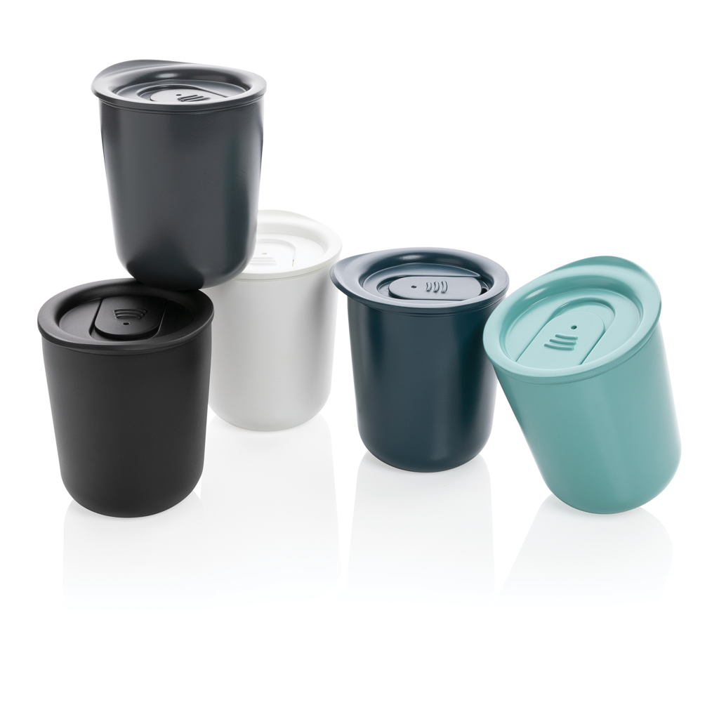 Taza de café antimicrobiana simplista