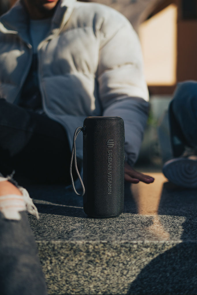 Altavoz Urban Vitamin Pacific Grove RCS plástico 30W IPX7