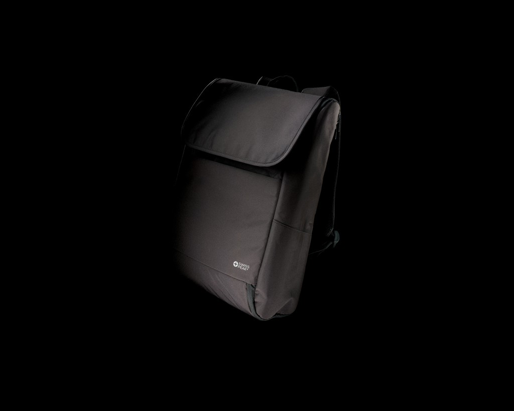 Mochila Swiss Peak Fern AWARE™ RPET con cremallera integral