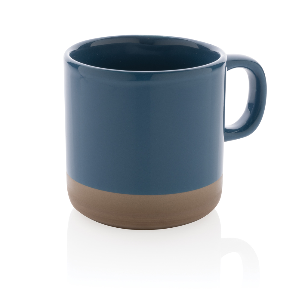 Taza de cerámica esmaltada 360ml.