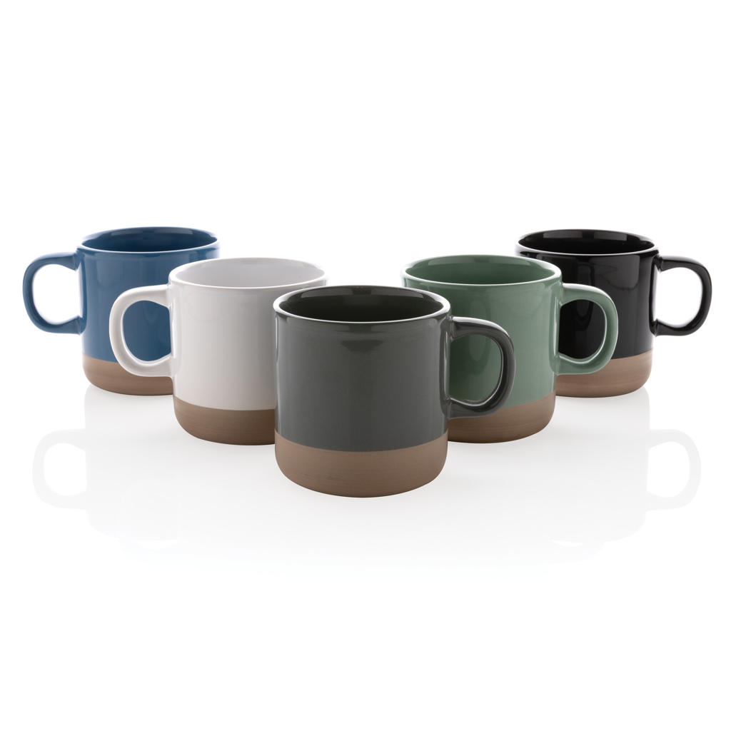 Taza de cerámica esmaltada 360ml.
