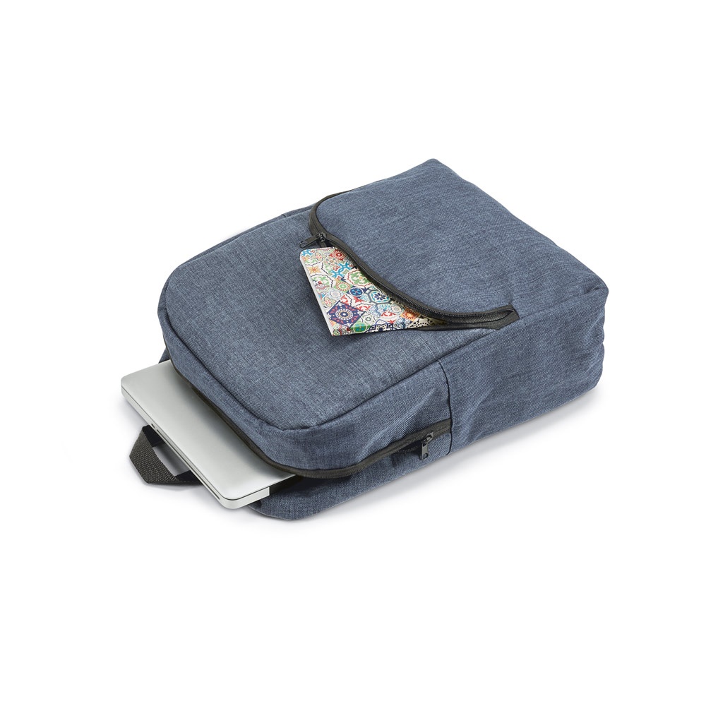 KIEV. Mochila para portátil de 14" en 600D