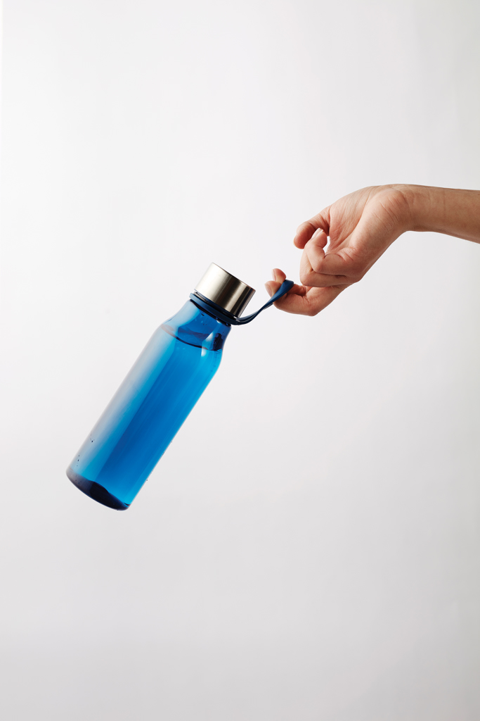 VINGA Botella de agua de tritán Lean