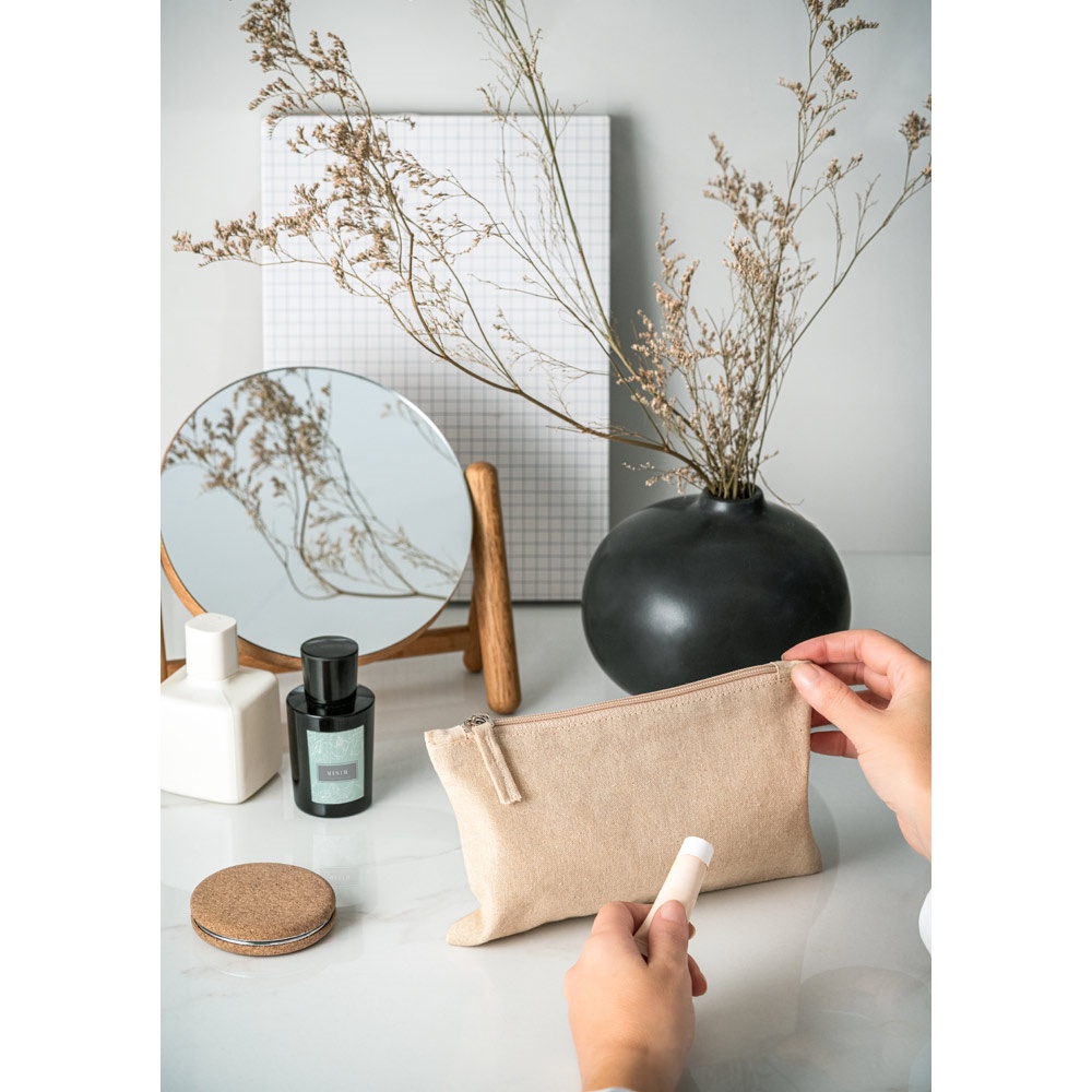 MILLIE. Neceser multifunción en algodón reciclado (70%) y poliéster (30% rPET) (140 g/m²)
