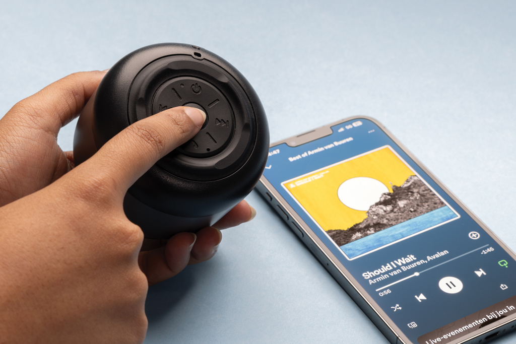 Altavoz BeatBuddy de plástico reciclado de 3W