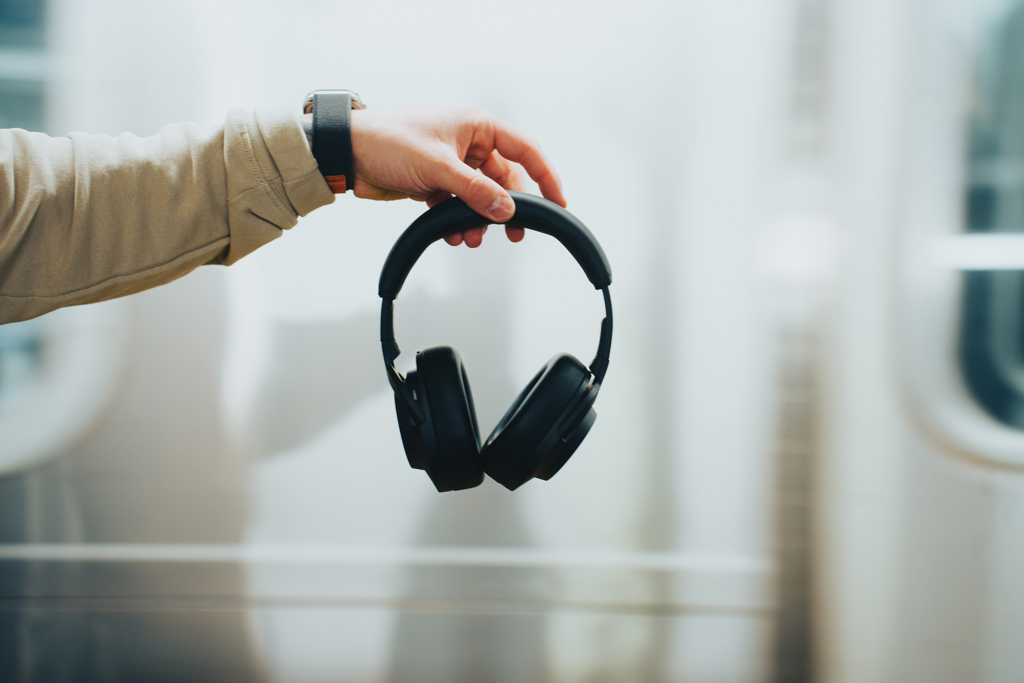 Auriculares inalámbricos Irvine RCS reciclados y reparables